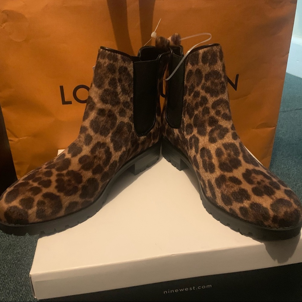 NINE WEST  Natural Angelo Leopard Chelsea Boots - Picture 4 of 4